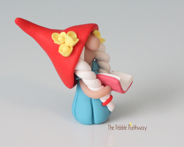 Custom Gnomette - Girl gnome with pink book and yellow flowers