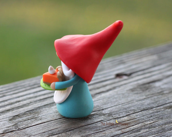 Gnome with pumpkin pie- miniature garden gnome figure 1