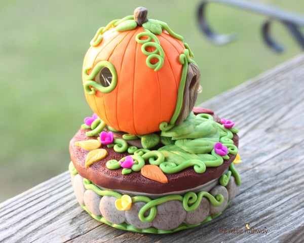 Miniature Pumpkin fairy house with lights 2