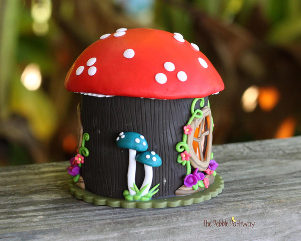 Tree stump mushroom Fairy House night light with flowers