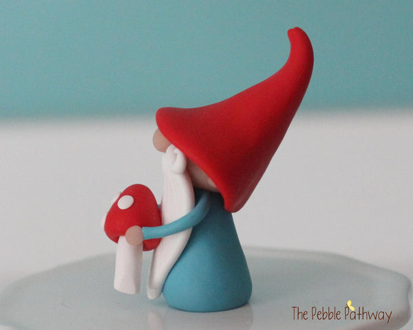 Gnome with mushroom - miniature garden gnome figure - Carlyle