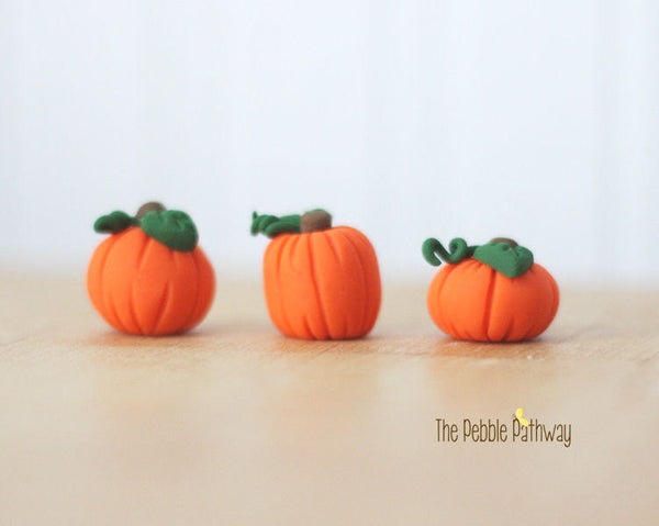 Fairy Garden Halloween Decorations - Miniature pumpkins plant pokes - Set of 3  (PP0001) - ThePebblePathway